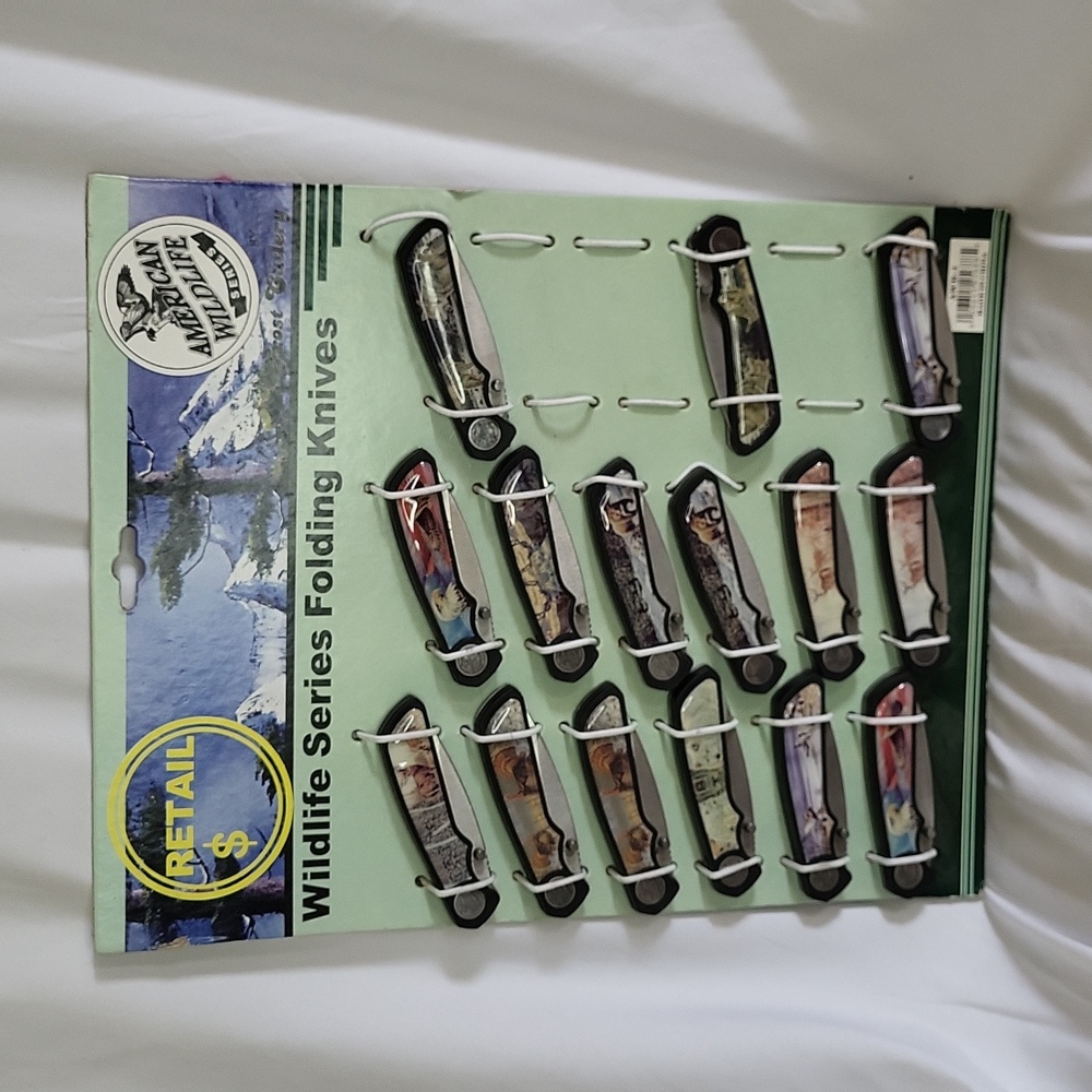 Frost USA Cutlery American Wildlife series 15 knives attached to board Vintage